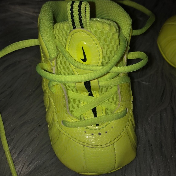 infant yellow foamposites